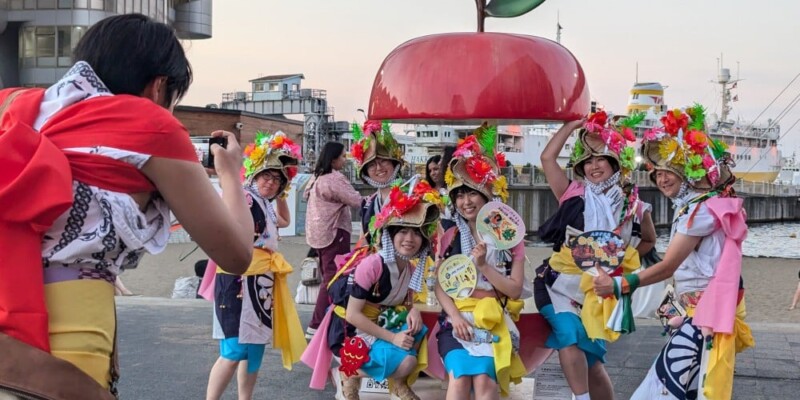 Photographie pendant 2 jours de festival : Scènes locales, chars, défilés & Feux d'Artifice