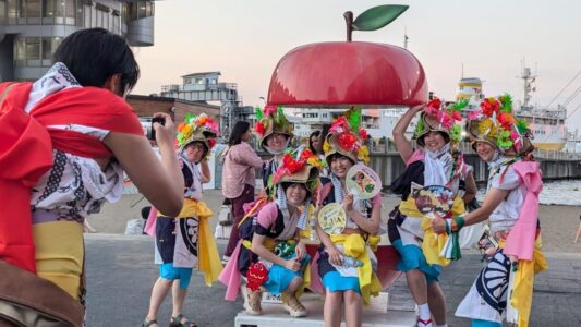 Photographie pendant 2 jours de festival : Scènes locales, chars, défilés & Feux d'Artifice