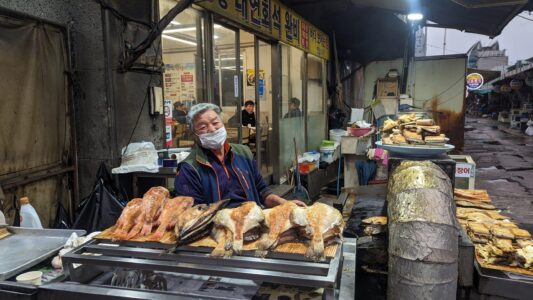 Explorer et photographier le marché de Jagalchi à Busan