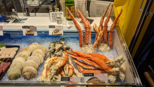 Araignée de mer Araignée de mer et palourdes exposées lors d'un Foodie Tour à Osaka