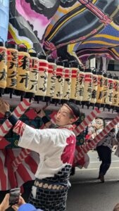 Char Nebuta en plein jour